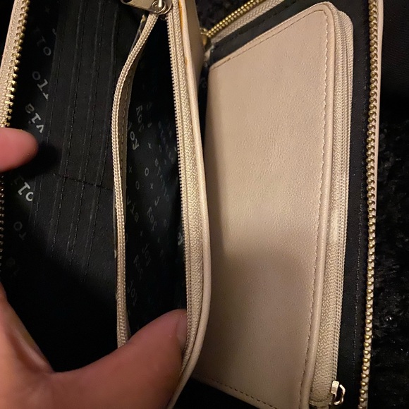 Wallet - Picture 3 of 3